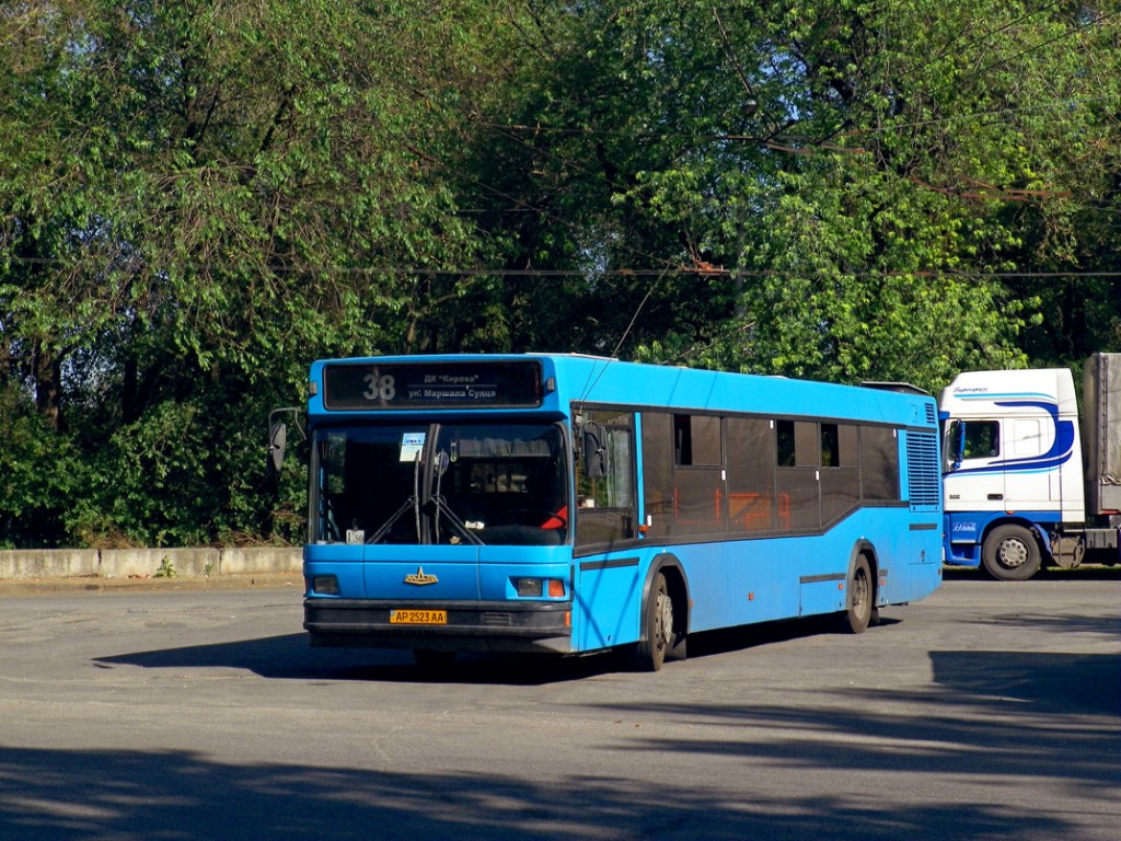 До конца года в Запорожье появится 10 новых автобусов