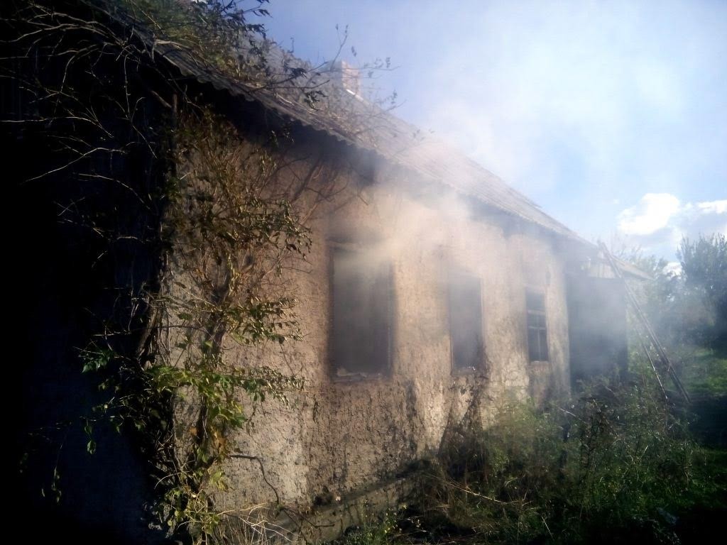 В Запорожской области в результате пожара в доме погиб 63-летний мужчина