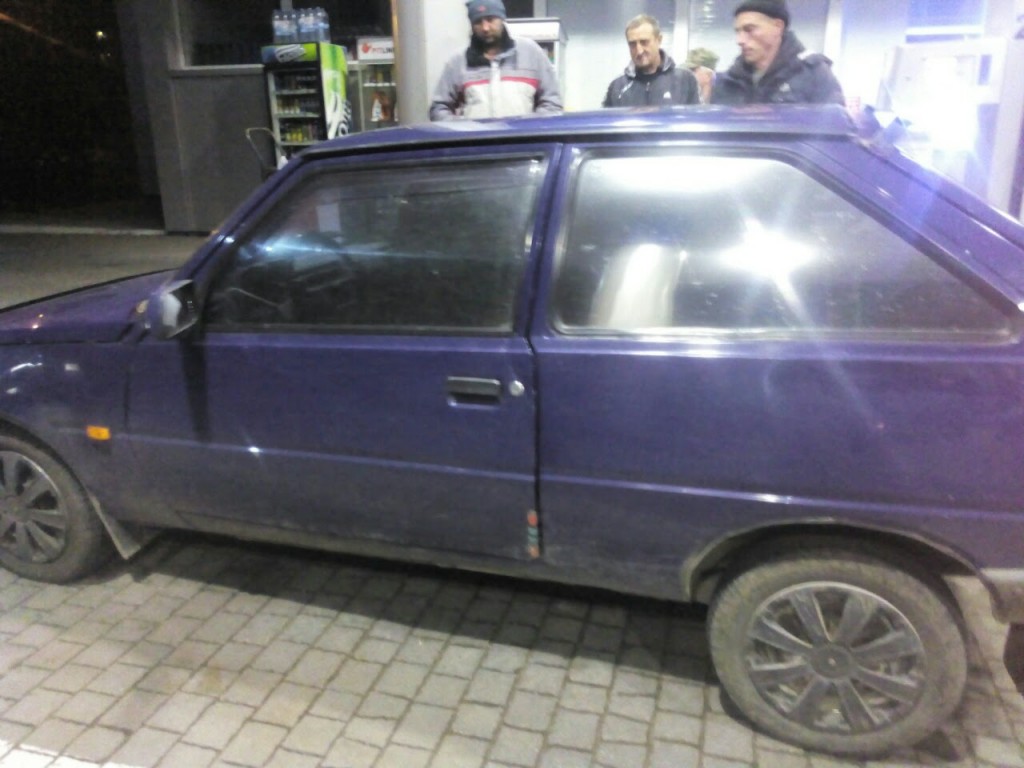 Для запорожских браконьеров охота на зайцев завершилась 30-ти километровой погоней (ФОТО)