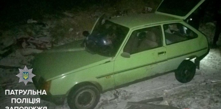 В Запорожье на угнанном авто воровали кабель