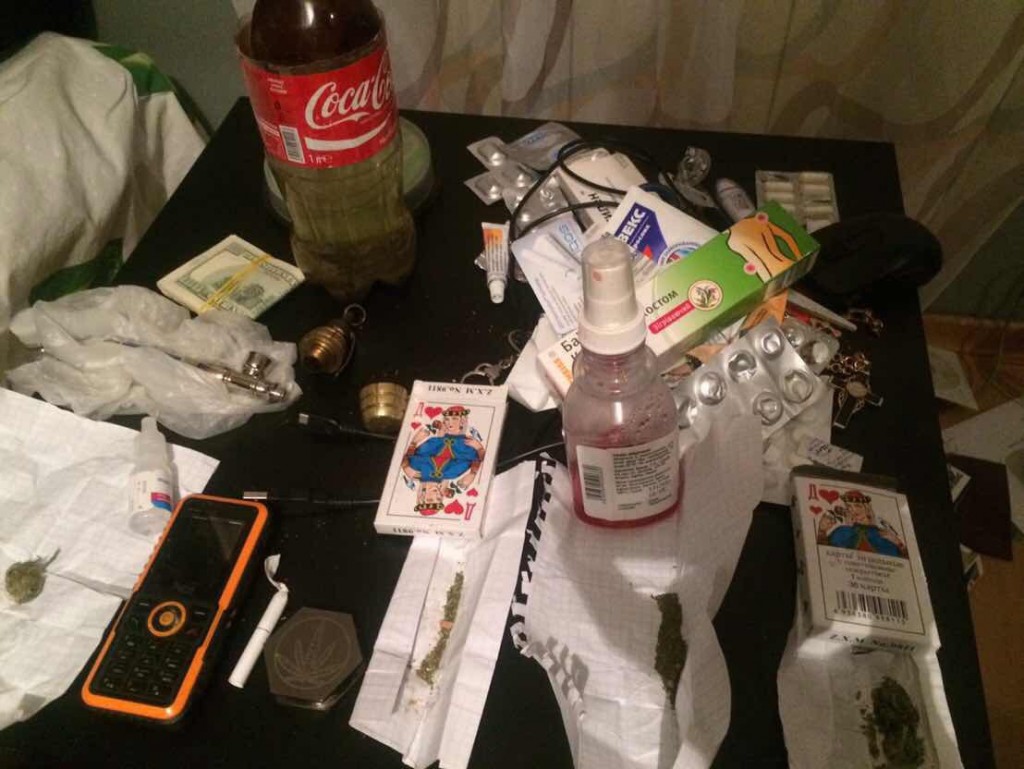 Луценко нашел у запорожских прокуроров наркотики