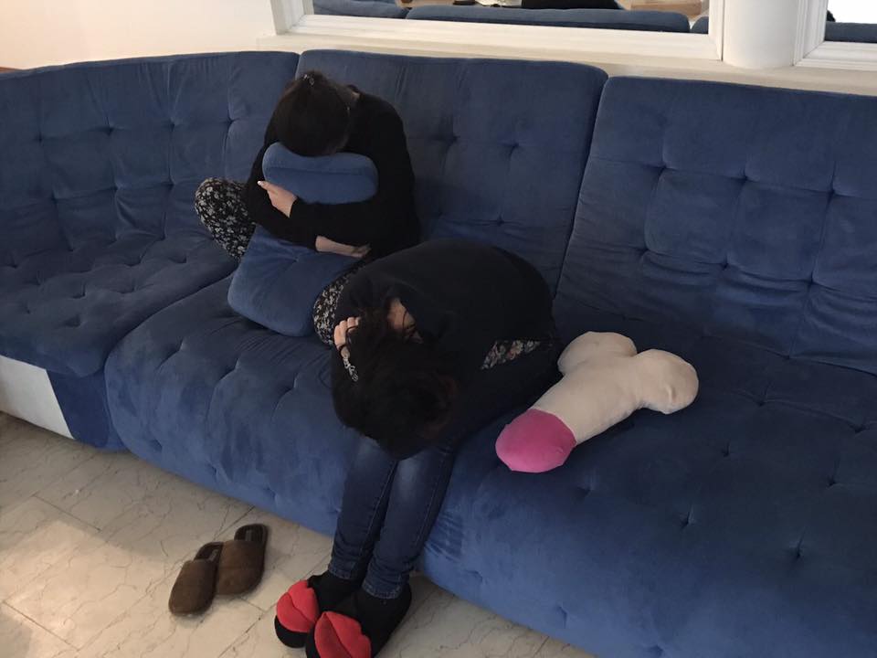 Запорожский прокурор Мазурик обнаружил в борделе журнал со своим фото на обложке