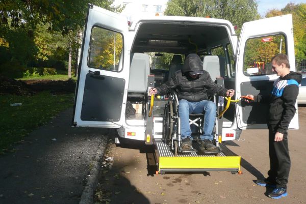 Жители Запорожья предлагают создать социальное такси