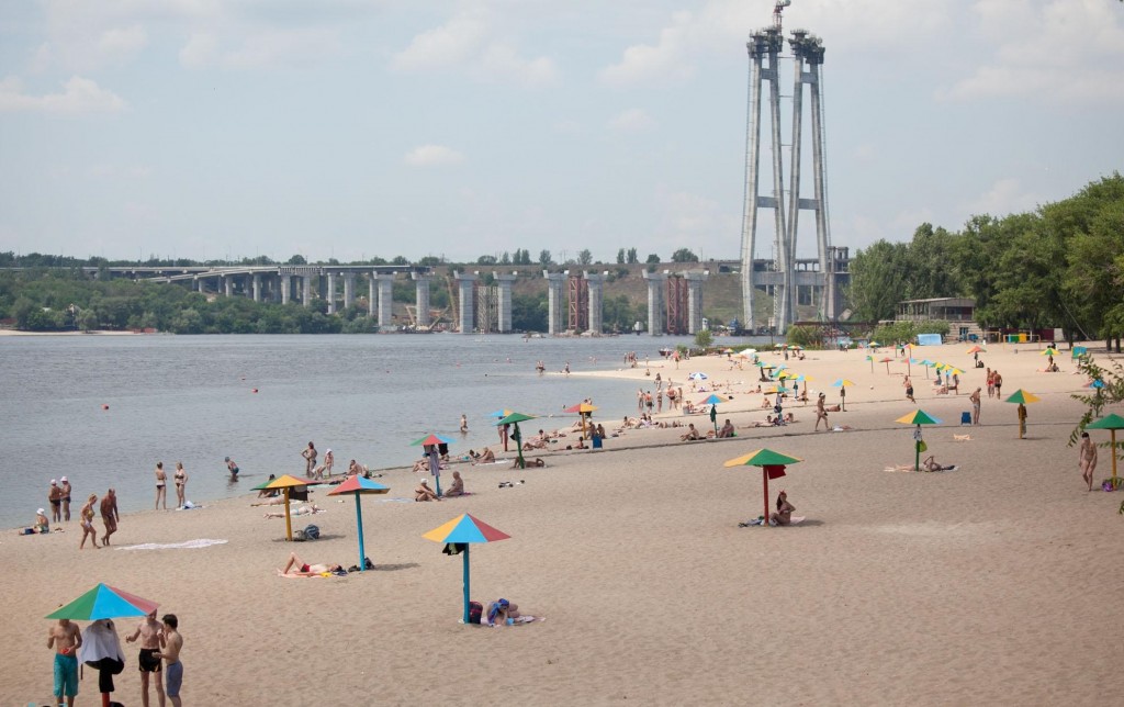 Запорожцы выступили с инициативой построить новый пляж
