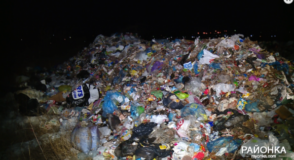 В Запорожскую область привезли около 100 тонн львовского мусора