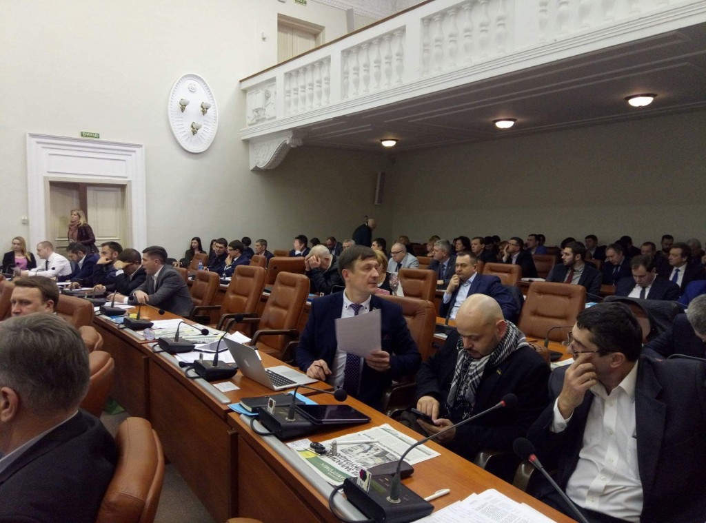 В Запорожье среди депутатов развернулась «охота» за еще некупленными троллейбусами