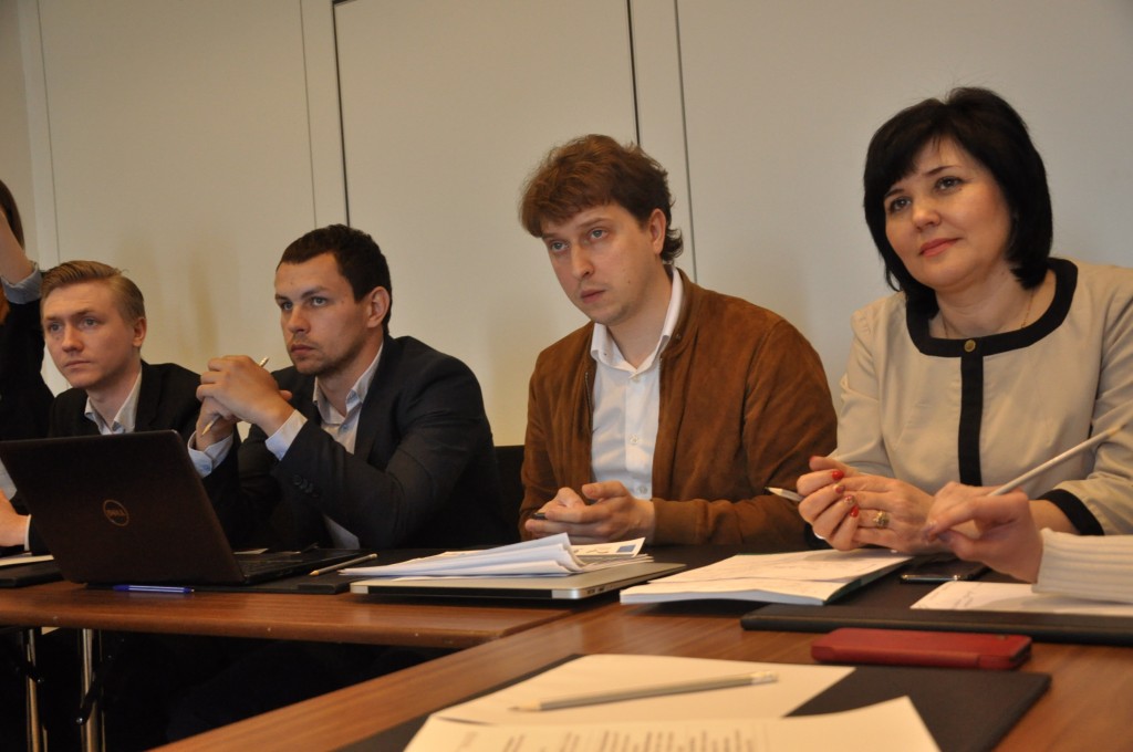 Как запорожцы воспринимают децентрализацию и для чего она нужна обществу