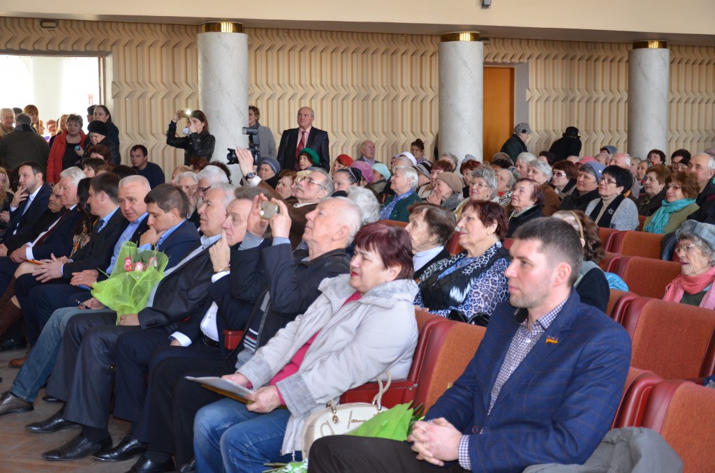 В Коммунарском районе Запорожья отметили 30-летие ветеранской организации