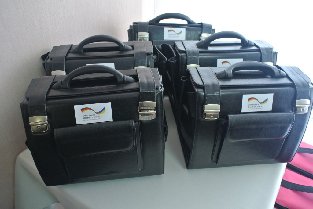 Германия передала медицинское оборудование для семейных врачей Запорожской области (ФОТОРЕПОРТАЖ)