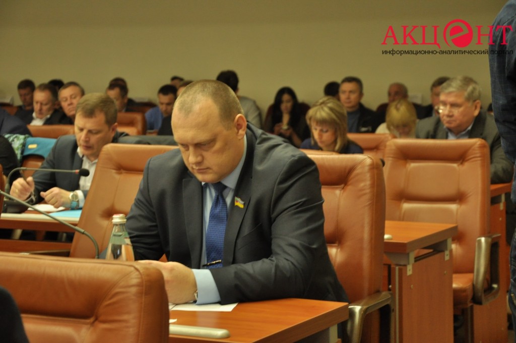 В запорожском КП «Наше місто» работает один директор Николаенко — депутат