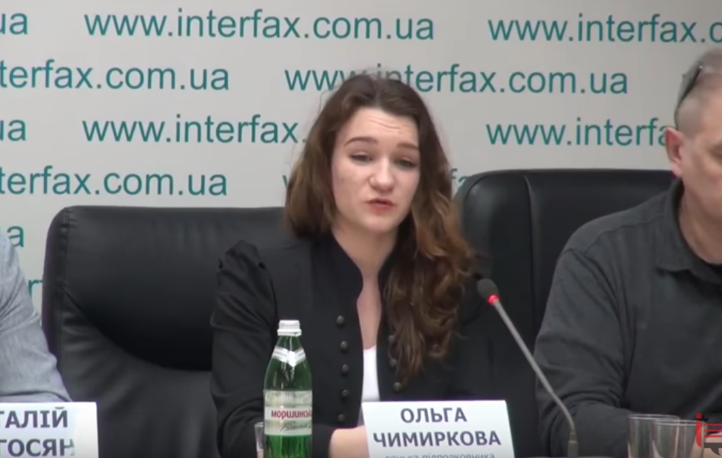 Дочь запорожского командира-летчика, сбитого над Луганском Ила, обвинила Президента Порошенко в трусости (ВИДЕО)