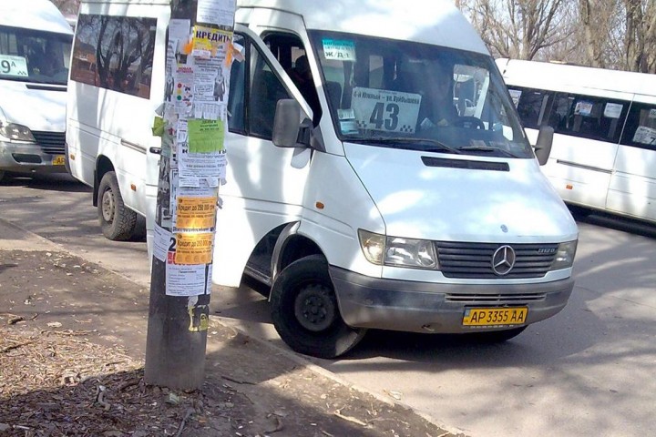 В Запорожье после жалобы пенсионерки хитрый водитель лишился работы