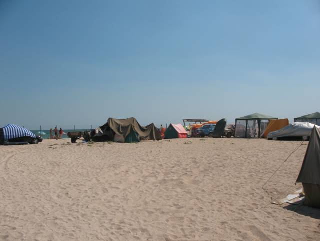 В Кирилловке незаконно вывозят песок с общественных пляжей (ФОТО)