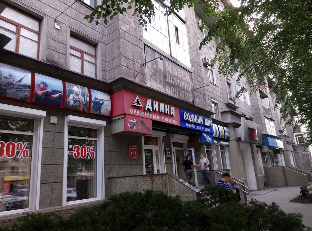 Джаз-кафе, музей оружия и антиквариат: в Запорожье работает уникальный историко-культурный комплекс