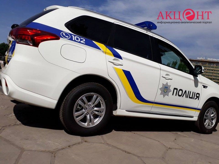 ФОТОФАКТ: Запорожской полиции привезли 35 японских эко-внедорожников