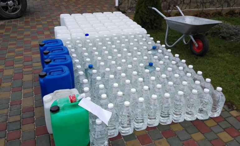 Бизнес по-запорожски: полицейские изъяли 32 тонны спирта (ФОТО)