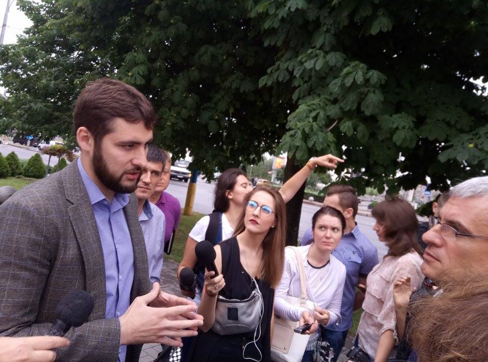 «А вы разве к городу относитесь?»: общение заммэра с родителями и тренерами запорожских спортсменов