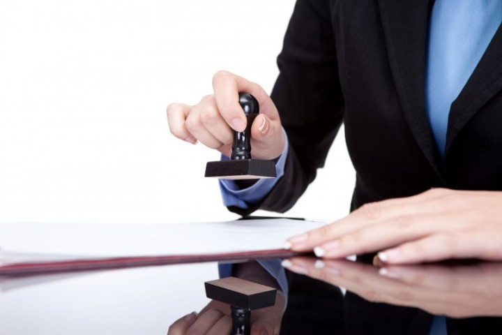 С запорожских физических и юридических лиц больше не будут требовать печать на документах