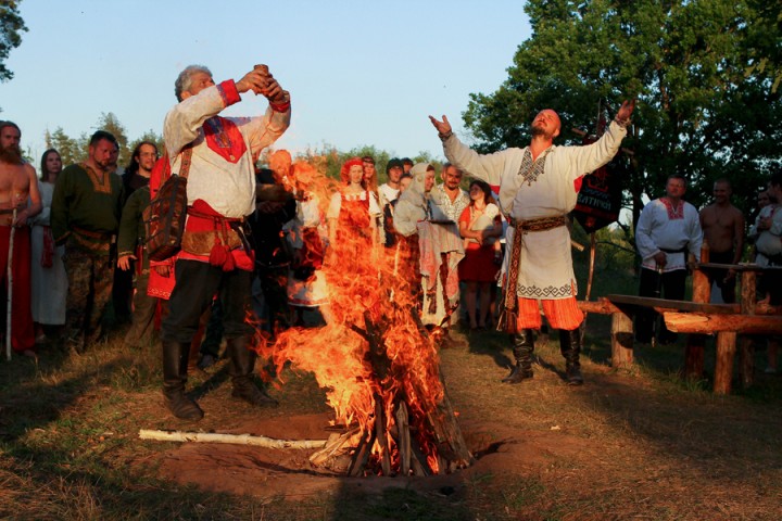 Жителей Запорожья приглашают поклониться Перуну