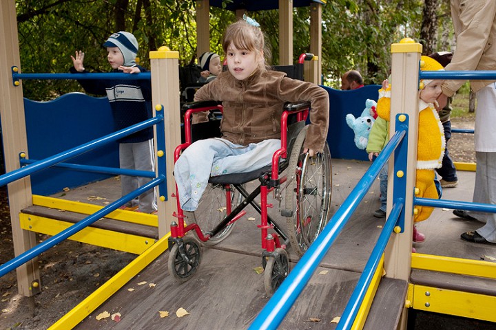 Столичный опыт: в Запорожье предлагают открыть площадку для детей с ограниченными возможностями