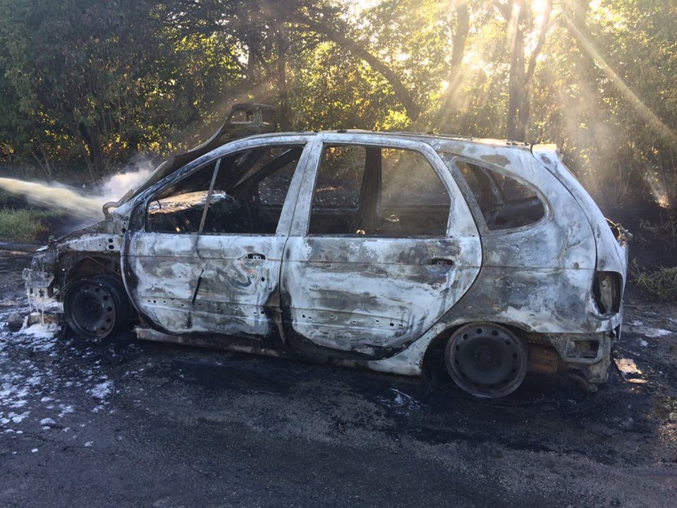 На запорожской трассе сгорел «Рено» (ФОТО)