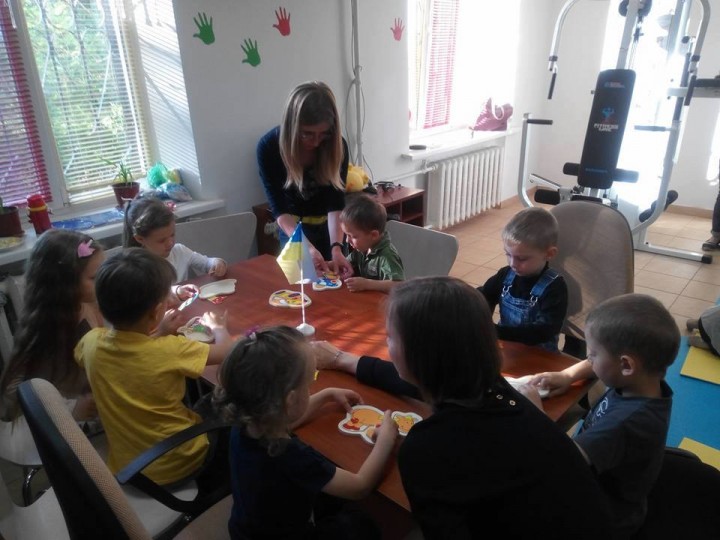 Запорожский детский клуб приглашает дошкольников на бесплатное занятие