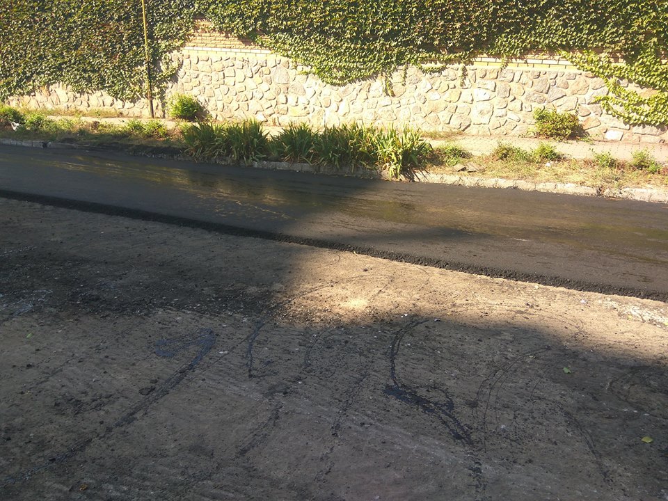 Сила ФБ или ложная тревога: коммунальщики делают дорогу в Вознесеновском районе