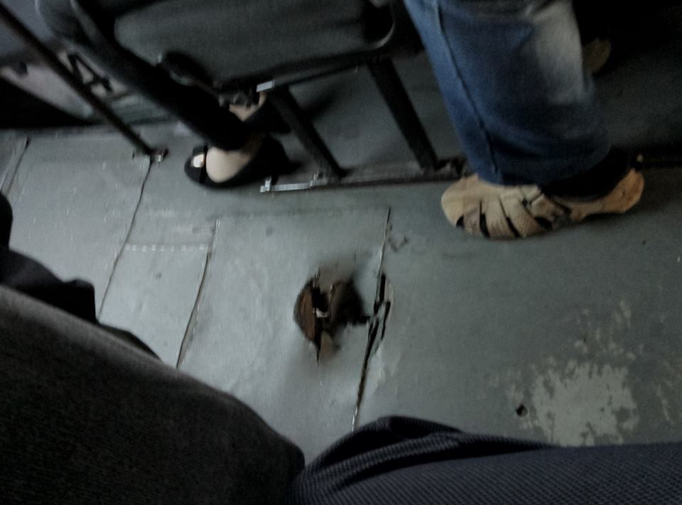 ФОТОФАКТ: в каких условиях ездят запорожцы в маршрутках за 4 грн