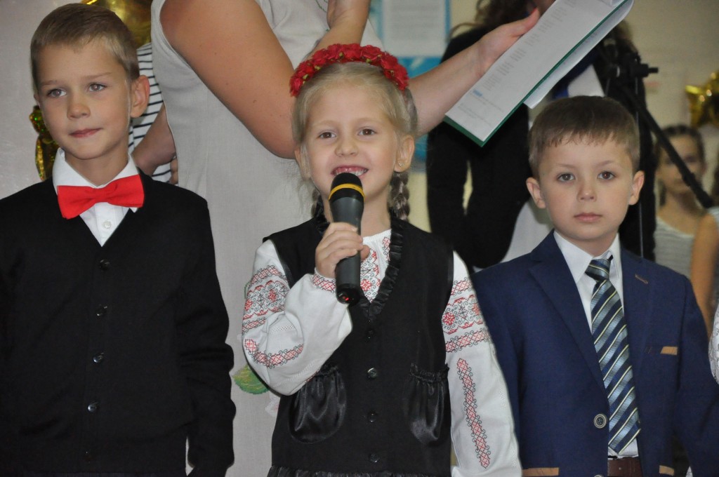 Первое сентября: запорожские первоклашки услышали первый звонок (ФОТО)