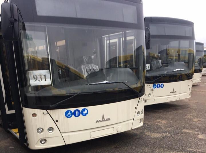 Запорожцам показали новые вместительные автобусы по программе лизинга (ФОТО)