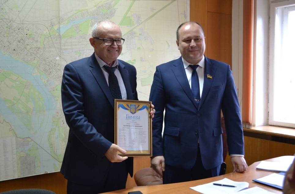 В Запорожье общественность и активисты поблагодарили заммэра за борьбу с амброзией (ФОТО)