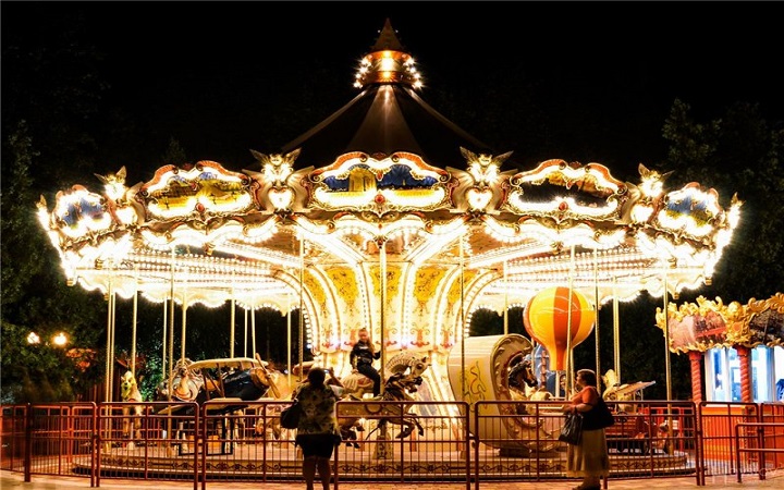 В Запорожье предлагают установить французскую карусель