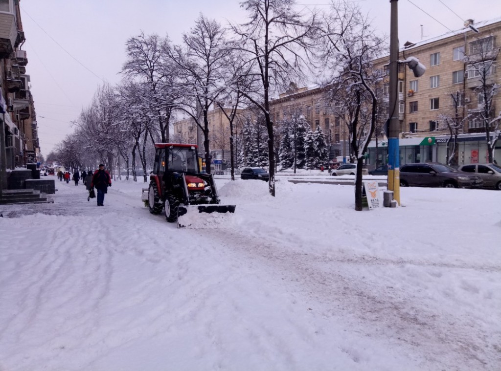 В Запорожье на неделю возвращается зима: будут метели, гололед и морозы