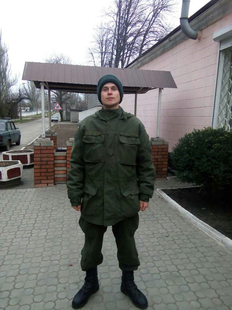 В Запорожье пропал парень из воинской части: подробности и фото