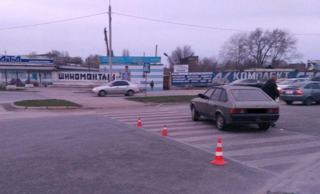 В Запорожье на «кольце» возле парка «Дубовая роща» сбили пешехода (ФОТО)