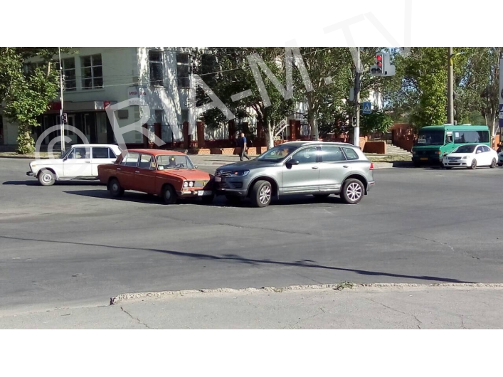 В Запорожской области произошло ДТП: дорогу «не поделили» два авто (ФОТО)