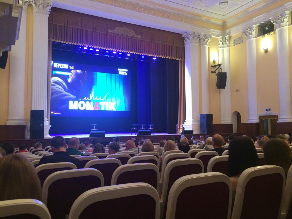 Improv Live Show: известные комики сыграли импровизацию с запорожцами