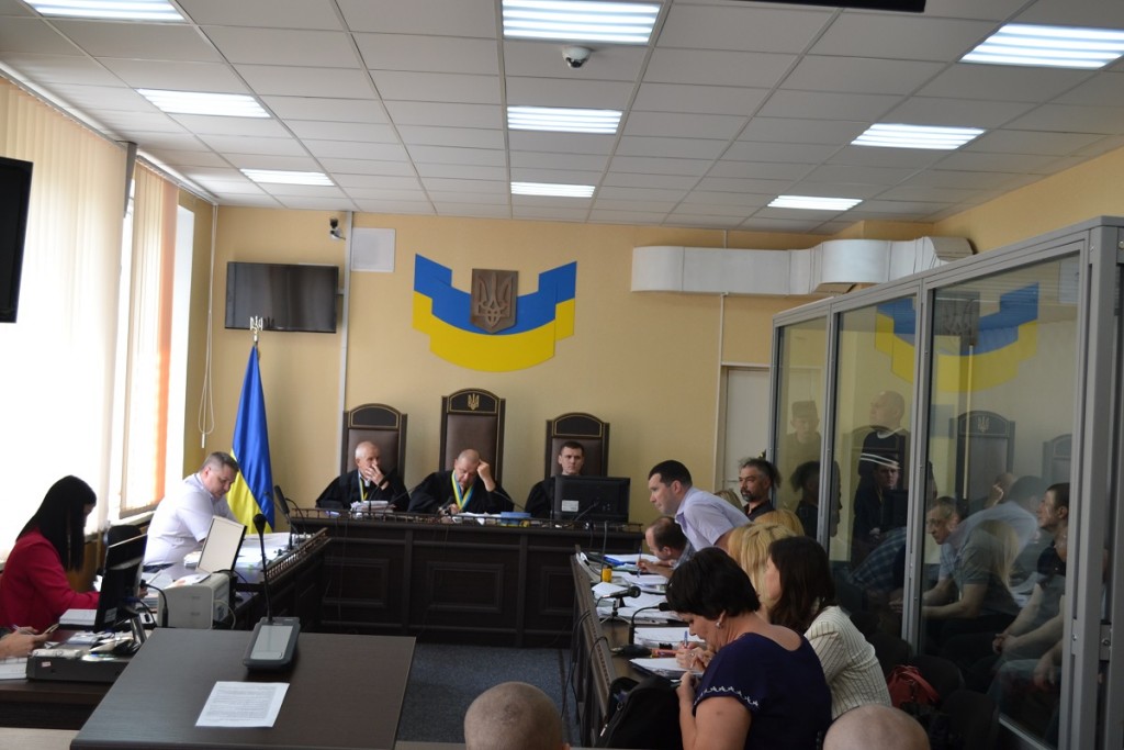 В Запорожье Апелляционный суд начал рассмотрение дела банды лысых: что решили