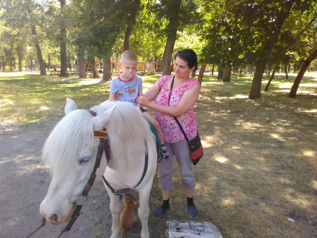 Иппотерапия для детей с инвалидностью в «Дубовке»: быть или не быть? (ФОТО, ВИДЕО)
