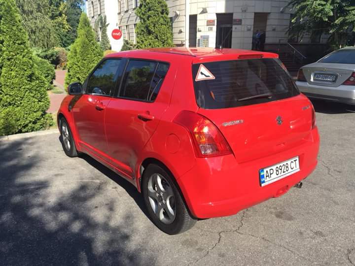 У запорожанки угнали авто: просит помочь в поисках (ФОТО)