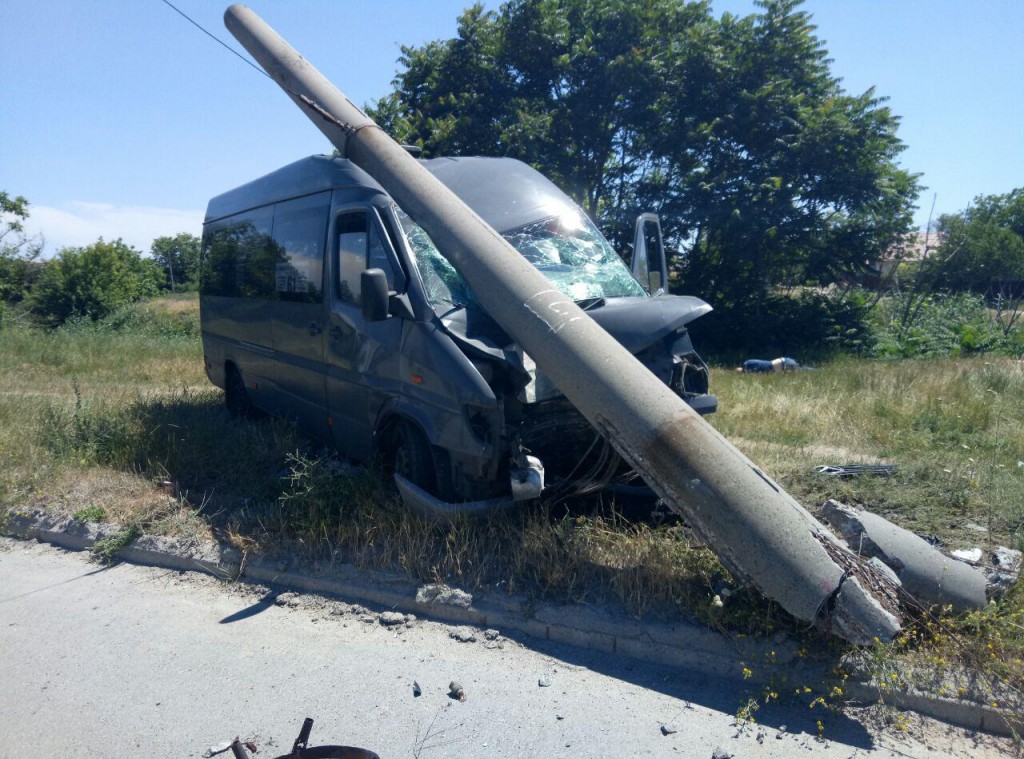 В Запорожье маршрутки становятся опасными: еще одно происшествие с пострадавшими (ФОТО)