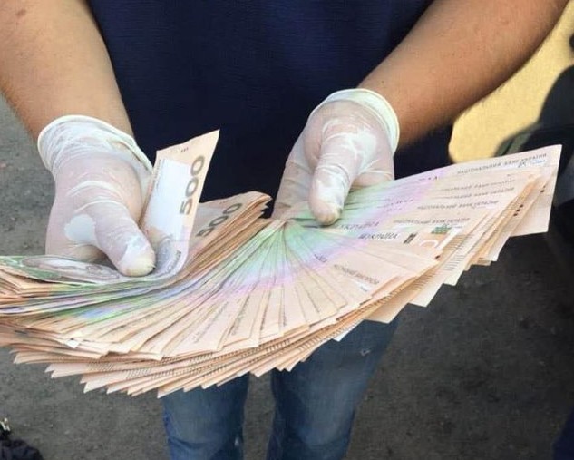В Запорожской области задержали заммэра: что нашли в авто коррупционера?