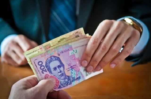 Лекции и проверки: как запорожские фискалы борются с коррупционерами в своих рядах