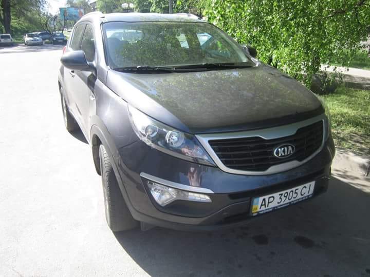 В центре Запорожья угнали иномарку: приметы, фото