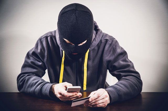 Запорожцев предупреждают о новой схеме мошенничества Приватбанк