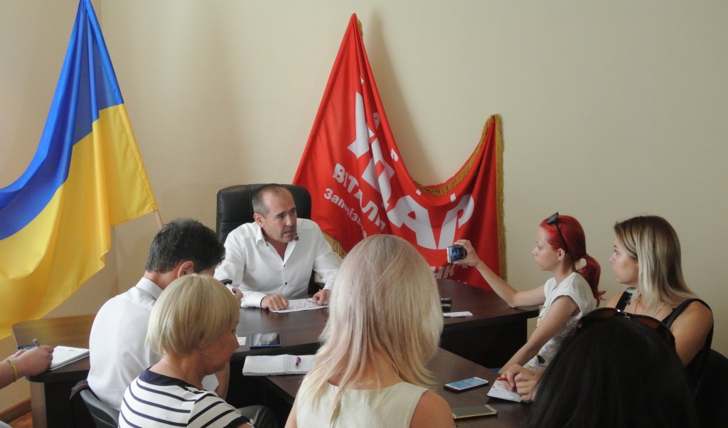 Про вихід із фракції, про корупцію, Бриля та кар’єр: про що розповів запорізький нардеп (ФОТО)