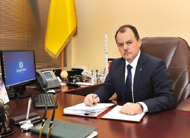 Директор запорожского госпредприятия выписал себе премию в 2,3 миллиона