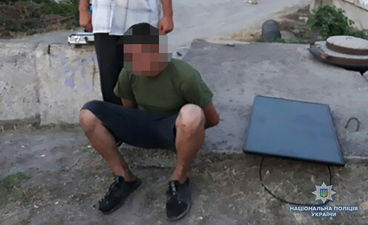 В Запорожье военнослужащие оперативно задержали грабителя (ФОТО)