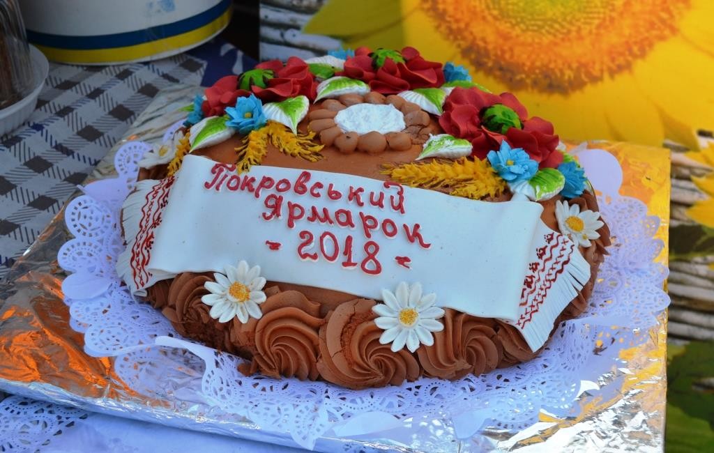 Шашлыки, танцы, улыбки: как в Запорожье прошла Покровская ярмарка (ФОТОРЕПОРТАЖ)