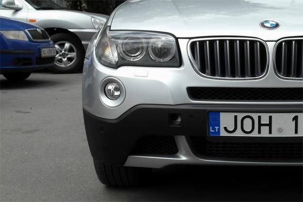 Депутаты Запорожского облсовета просят Верховную Раду снизить стоимость растаможки евроблях (ВИДЕО)